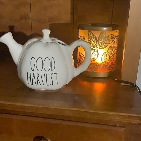 Rae Dunn Fall Good Harvest Water Can - Picture 1 of 3